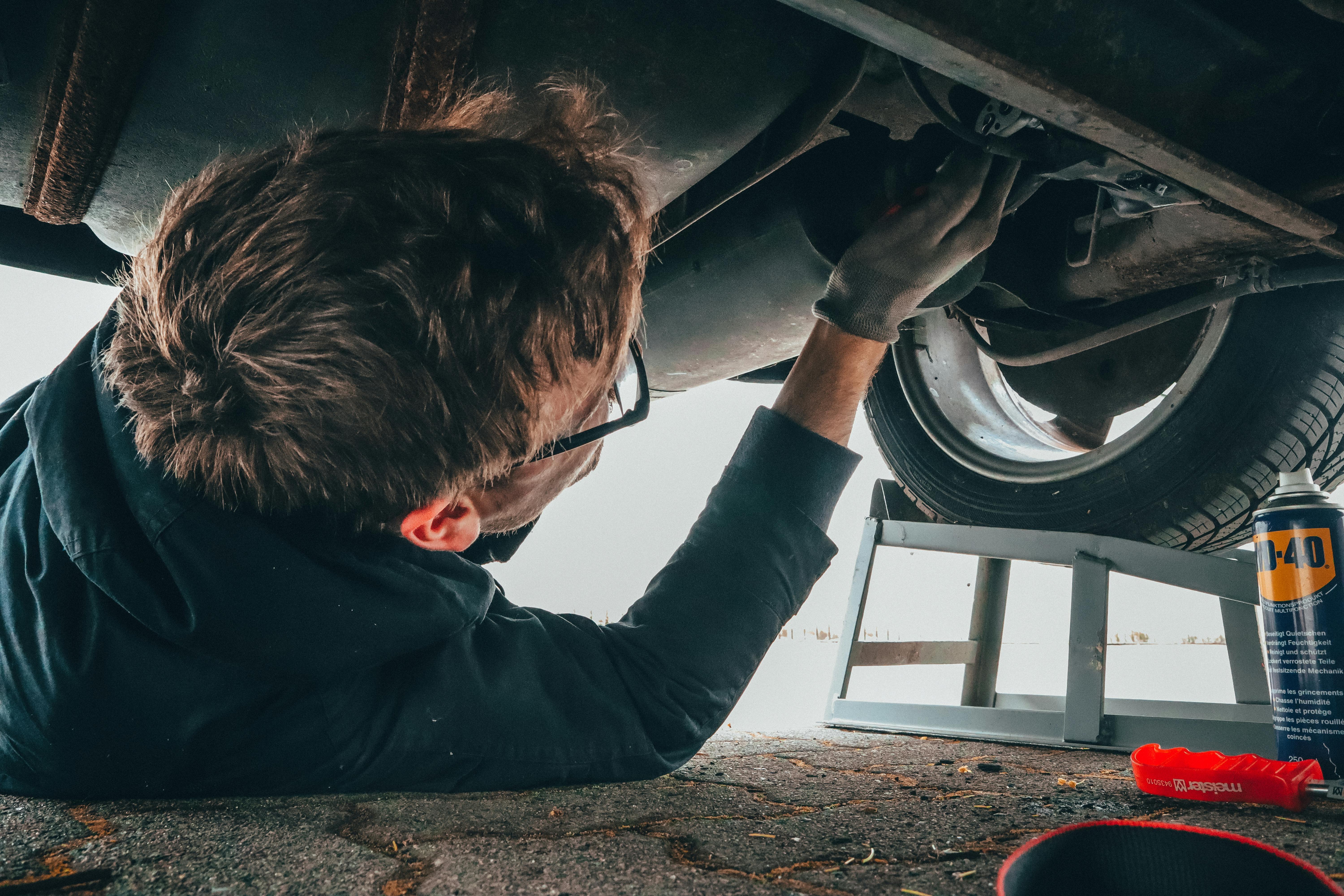 5 Simple Tips to Save Money on Car Maintenance