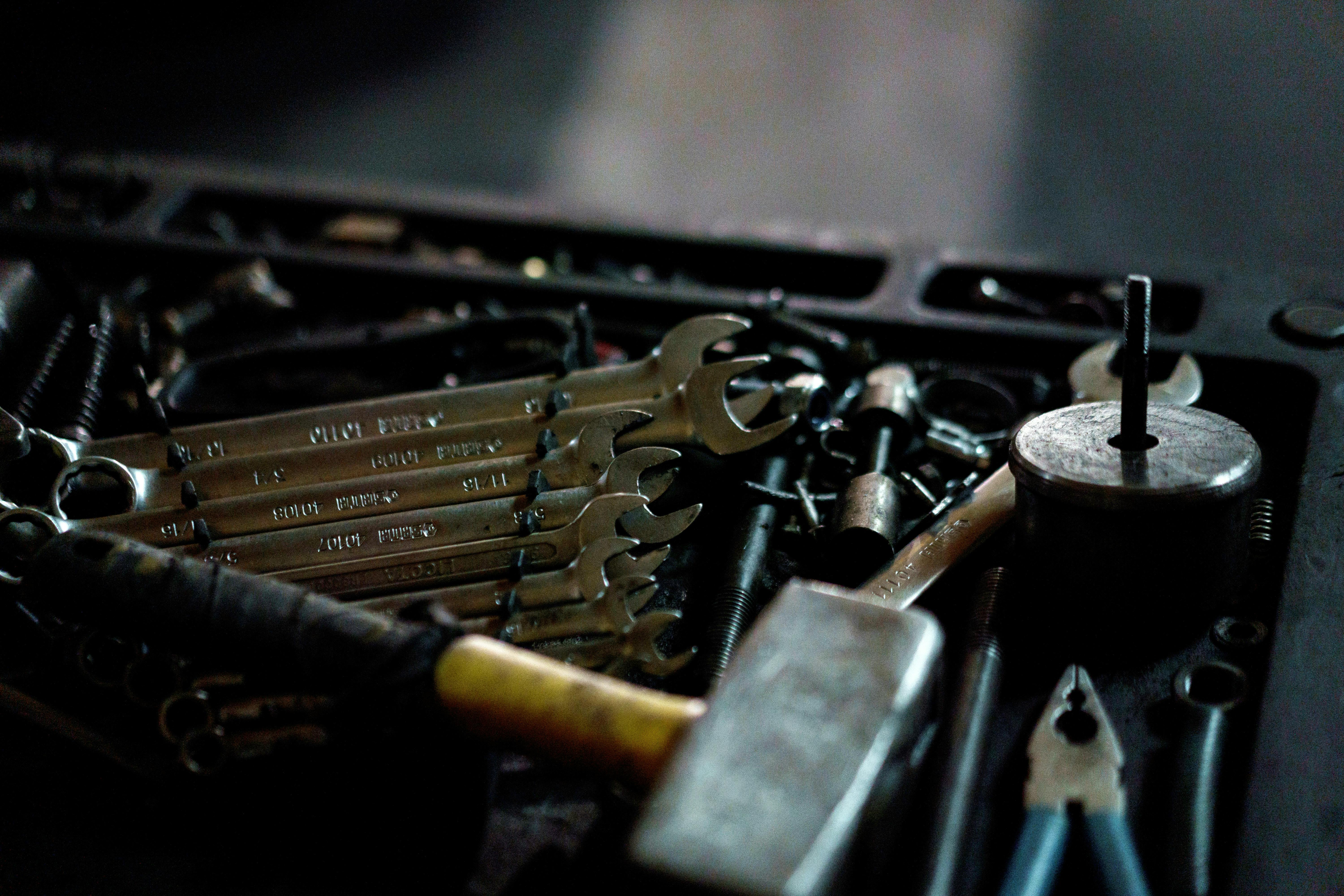 The Ultimate Guide to DIY Car Maintenance: Save Time and Money