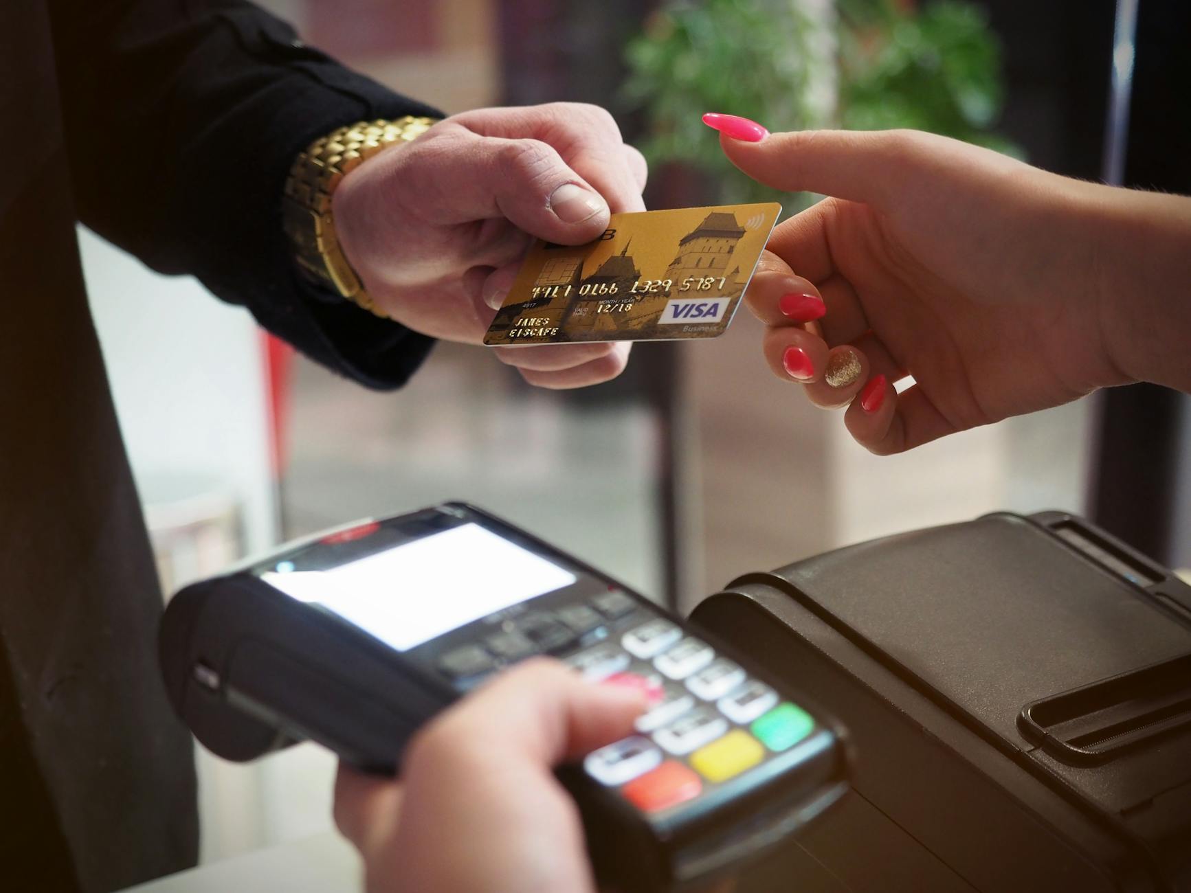 Maximizing Credit Card Rewards: Tips for Smart Consumers